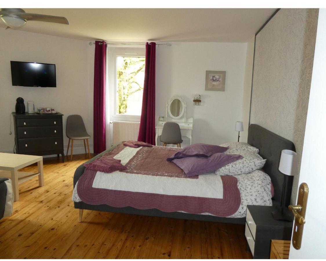 Chambres D'Hotes La Vigneronne Senouillac ภายนอก รูปภาพ